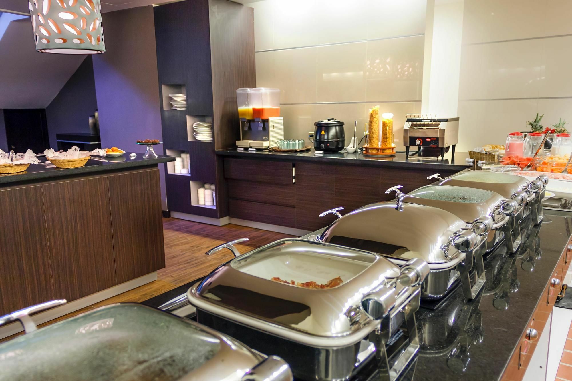 Guaparo Suites Валенсия Екстериор снимка
